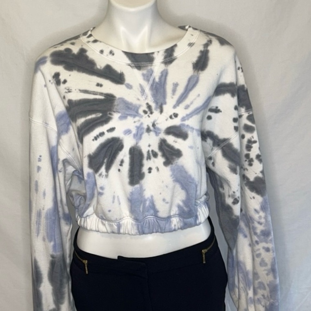Aeropostale Blue and Gray Tie-Dye Cropped Sweatshirt
